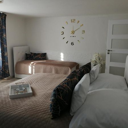 Apartman Deluxe Cheb Dış mekan fotoğraf