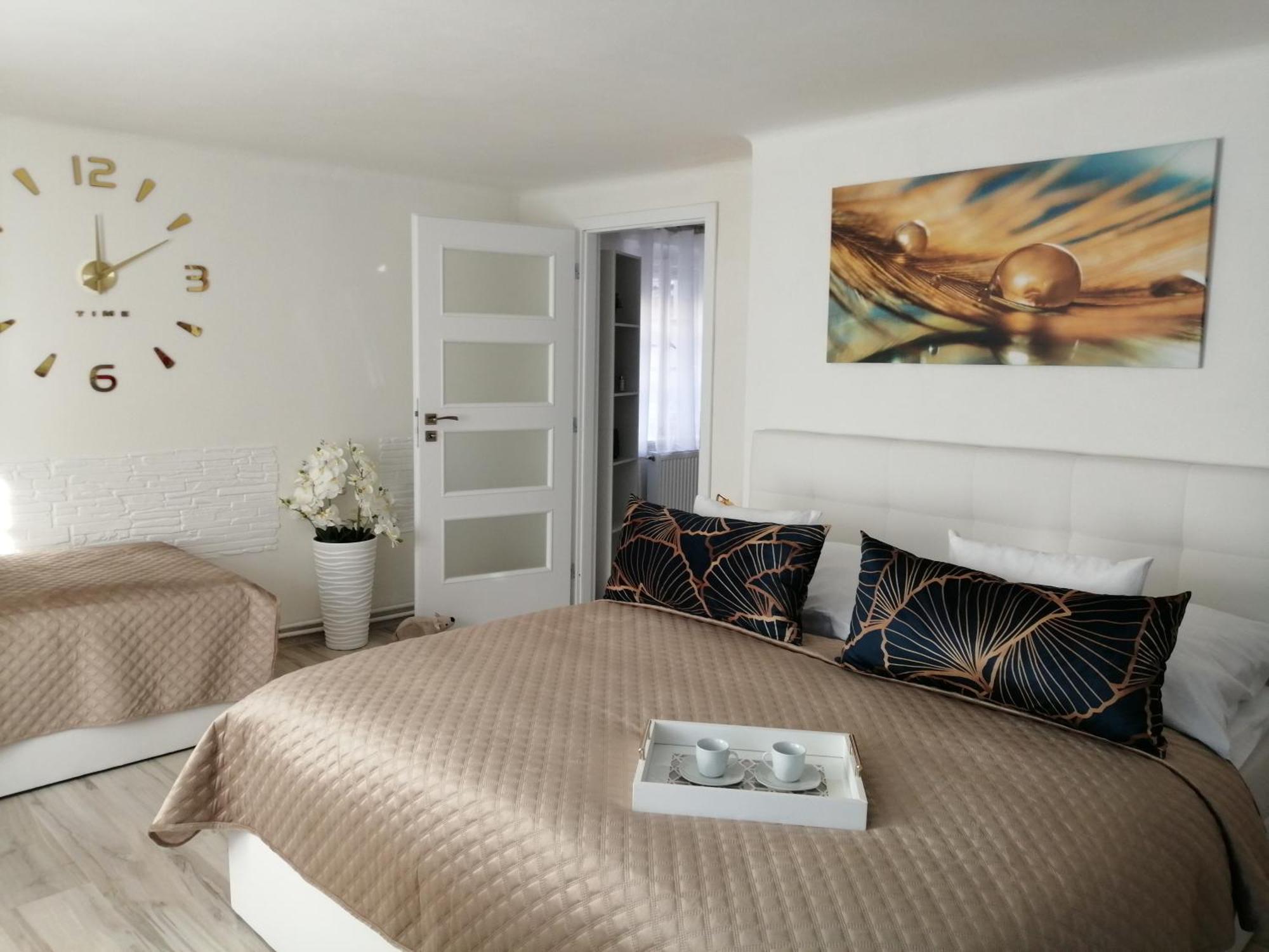 Apartman Deluxe Cheb Dış mekan fotoğraf